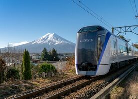 Train d'excursion Fuji